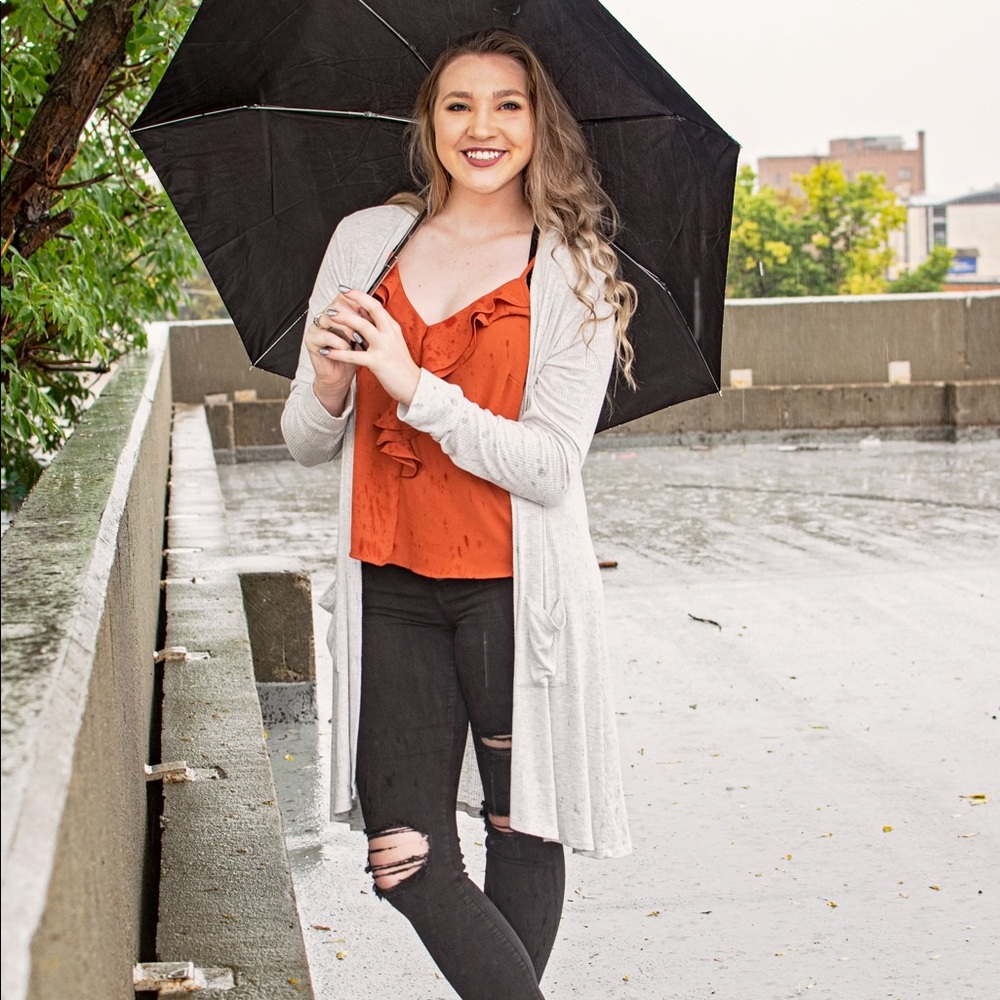 Meet your Posher, Melaynee